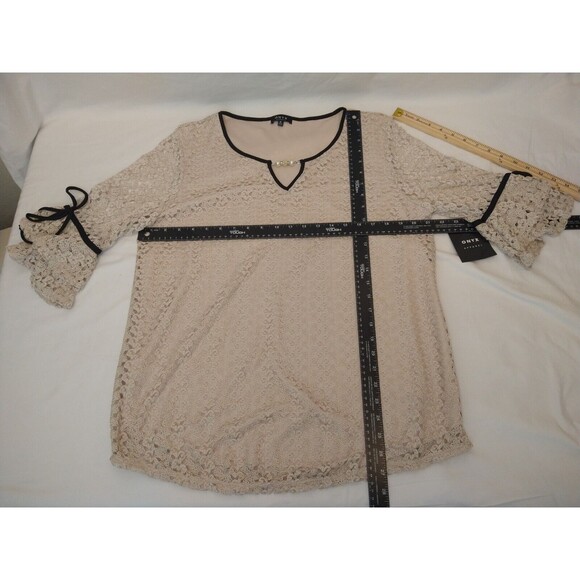 NWT Onyx Apparel Sz XL Cream Shirt Crochet Bell Sleeve Boho Cottage - Picture 4 of 10